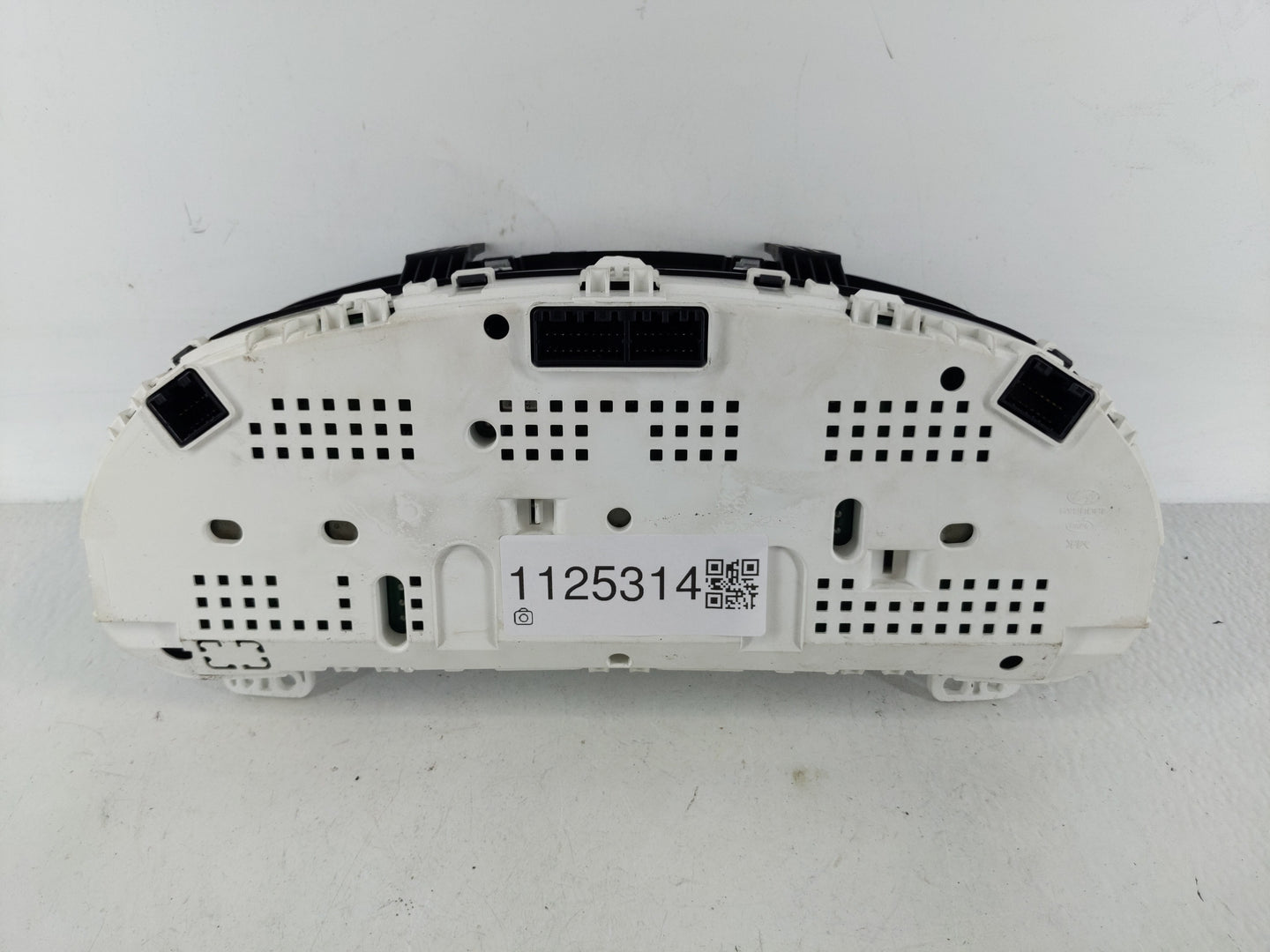 2010-2012 Hyundai Santa Fe Instrument Cluster Speedometer Gauges P/N:94011-0W030CA Fits Fits 2010 2011 2012 OEM Used Auto Pa