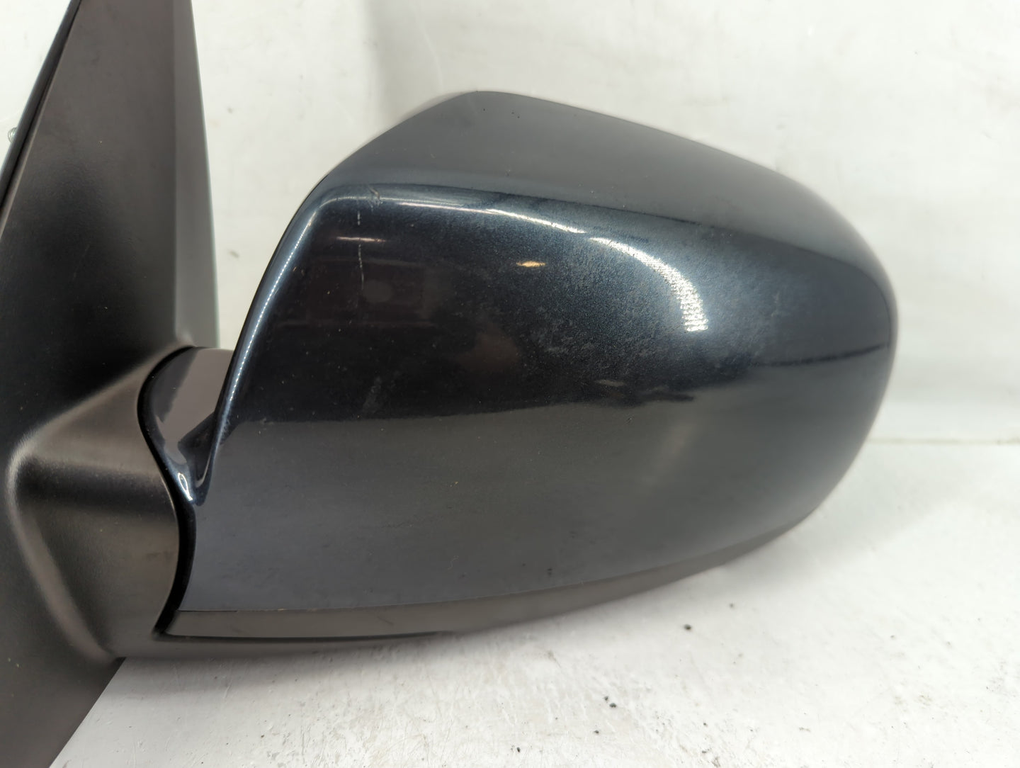 2007-2012 Hyundai Santa Fe Driver Side View Mirror - Left Door Mirror OEM Used - Oemusedautoparts1.com