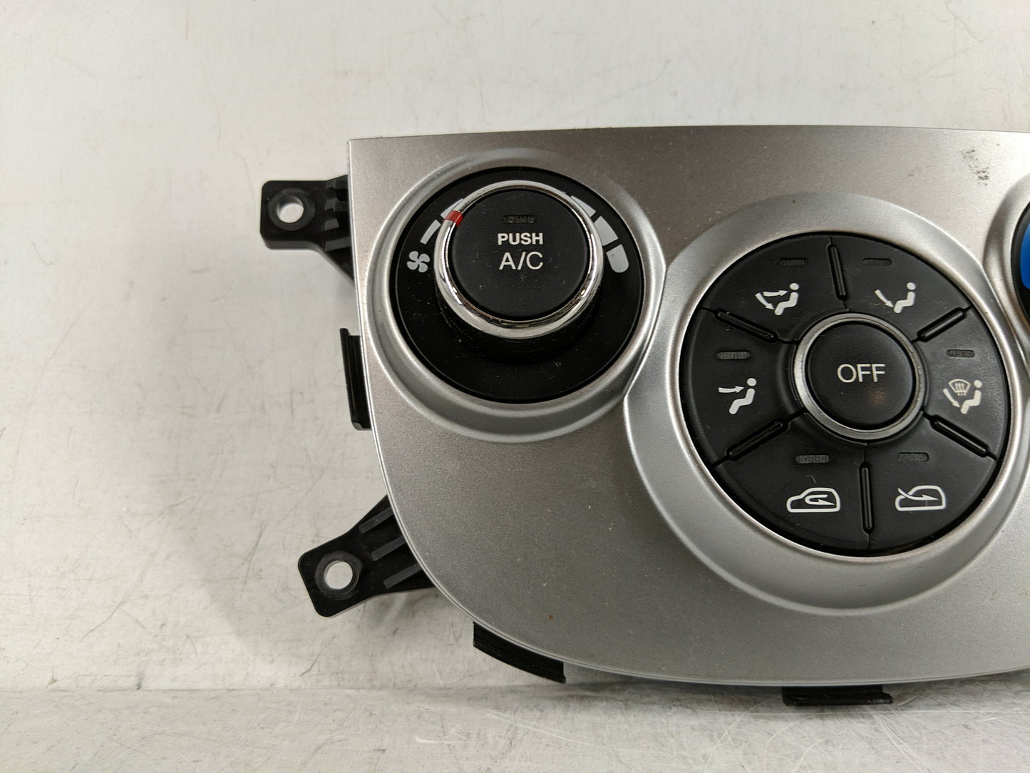 2010-2012 Hyundai Santa Fe Climate Control Module Temperature AC/Heater Replacement P/N:Q138W01Z Fits Fits 2010 2011 2012 OE