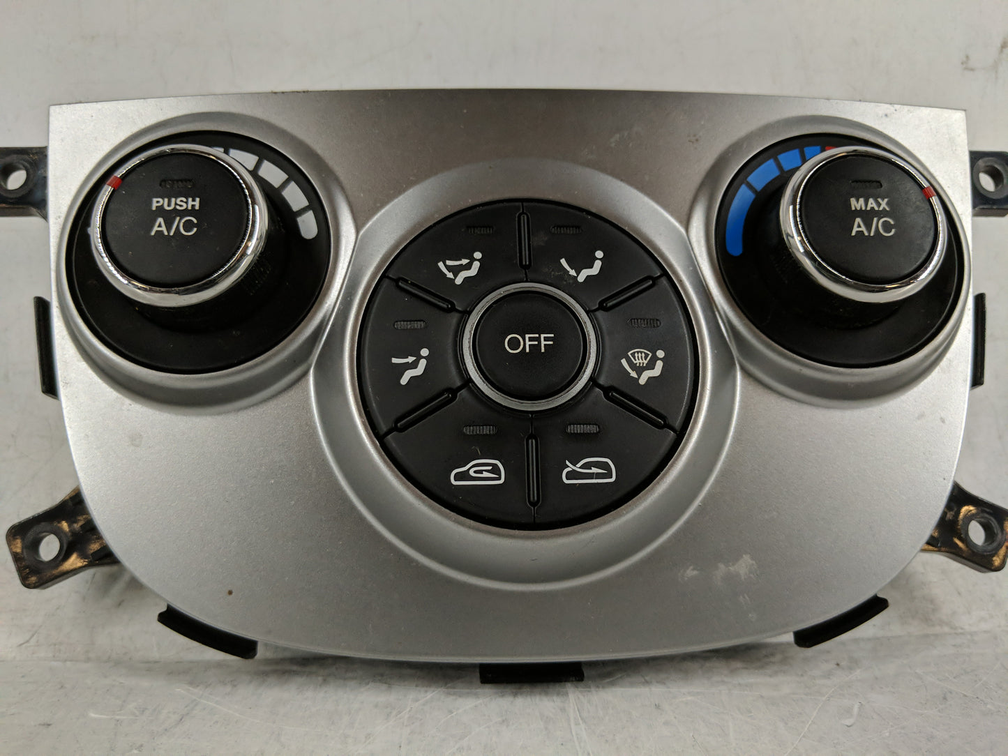 2010-2012 Hyundai Santa Fe Climate Control Module Temperature AC/Heater Replacement P/N:Q138W01Z Fits Fits 2010 2011 2012 OE