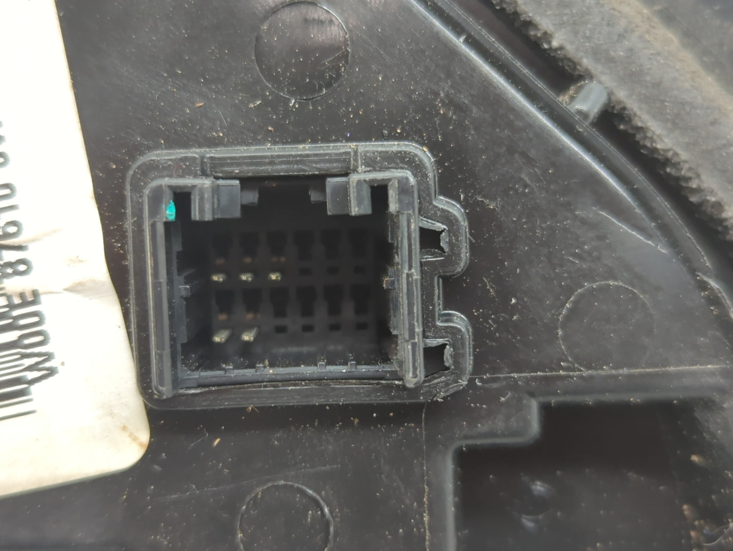 2011 Hyundai Santa Fe Driver Side View Mirror - Left Door Mirror OEM Used - Oemusedautoparts1.com