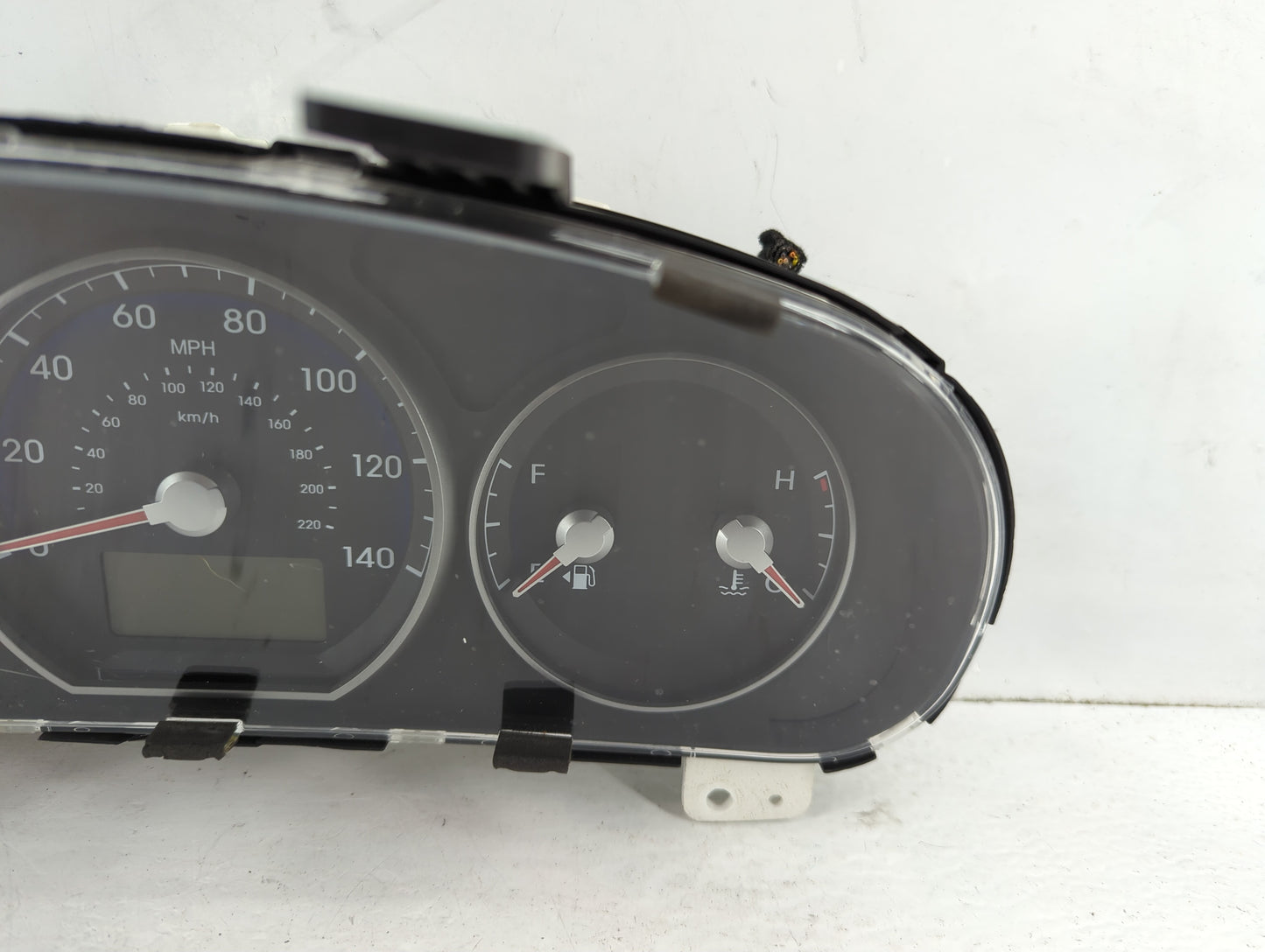 2010-2012 Hyundai Santa Fe Instrument Cluster Speedometer Gauges P/N:94011-0W030CA TN157550-2435 Fits Fits 2010 2011 2012 OE