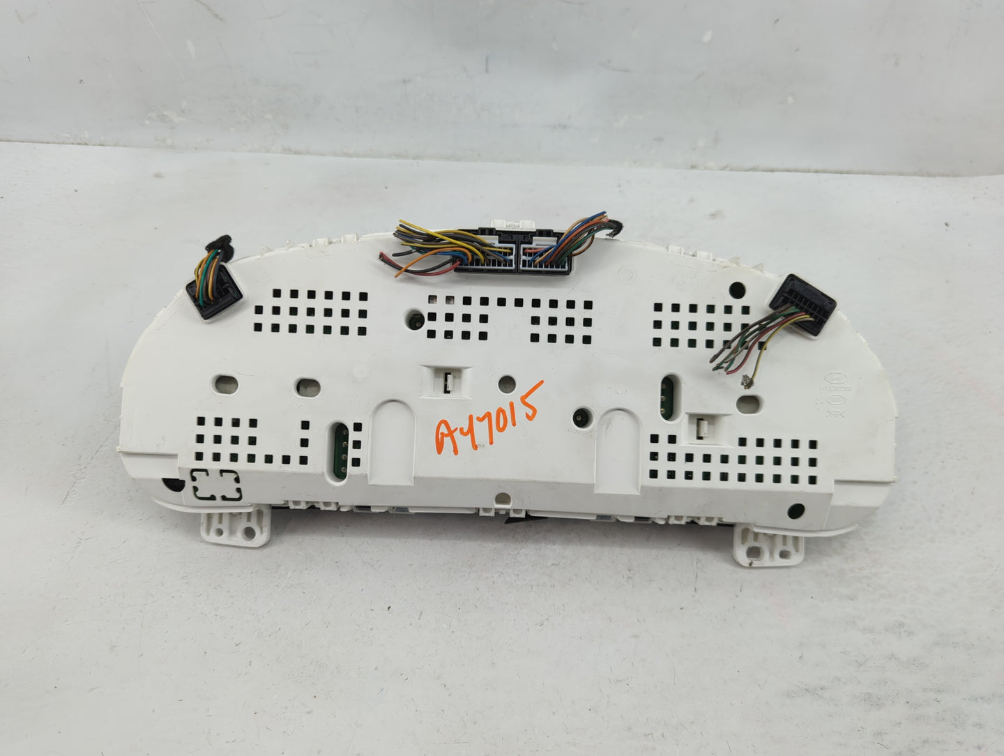 2010-2012 Hyundai Santa Fe Instrument Cluster Speedometer Gauges P/N:94011-0W030CA TN157550-2435 Fits Fits 2010 2011 2012 OE