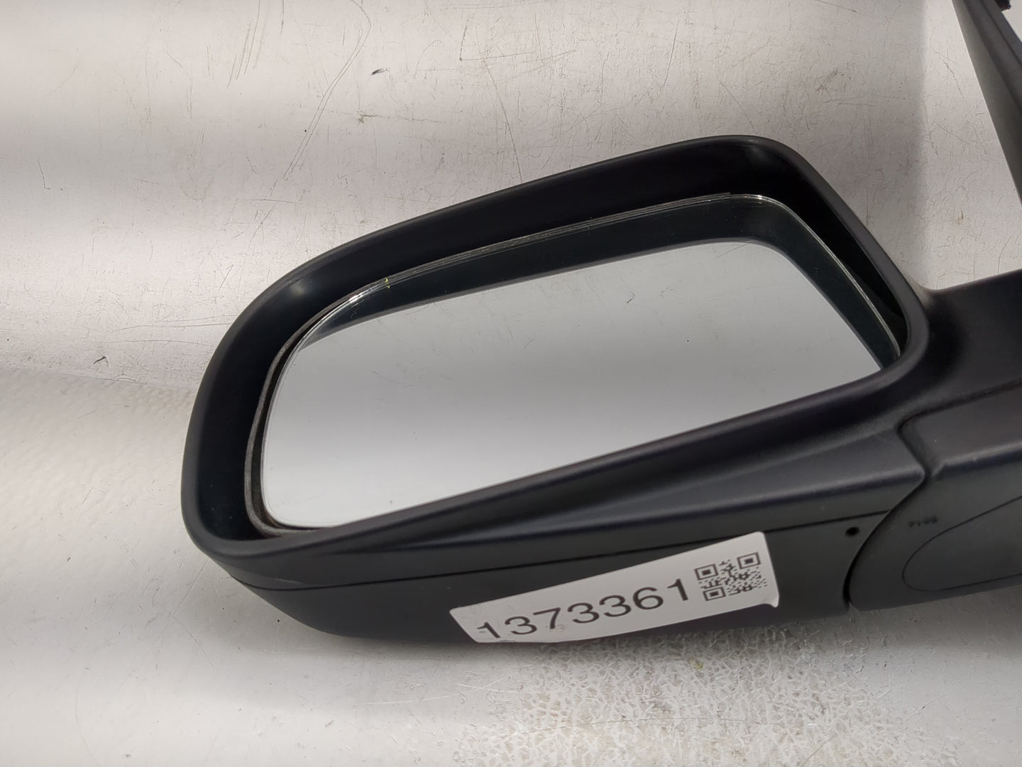 2007-2012 Hyundai Santa Fe Driver Side View Mirror - Left Door Mirror OEM Used - Oemusedautoparts1.com