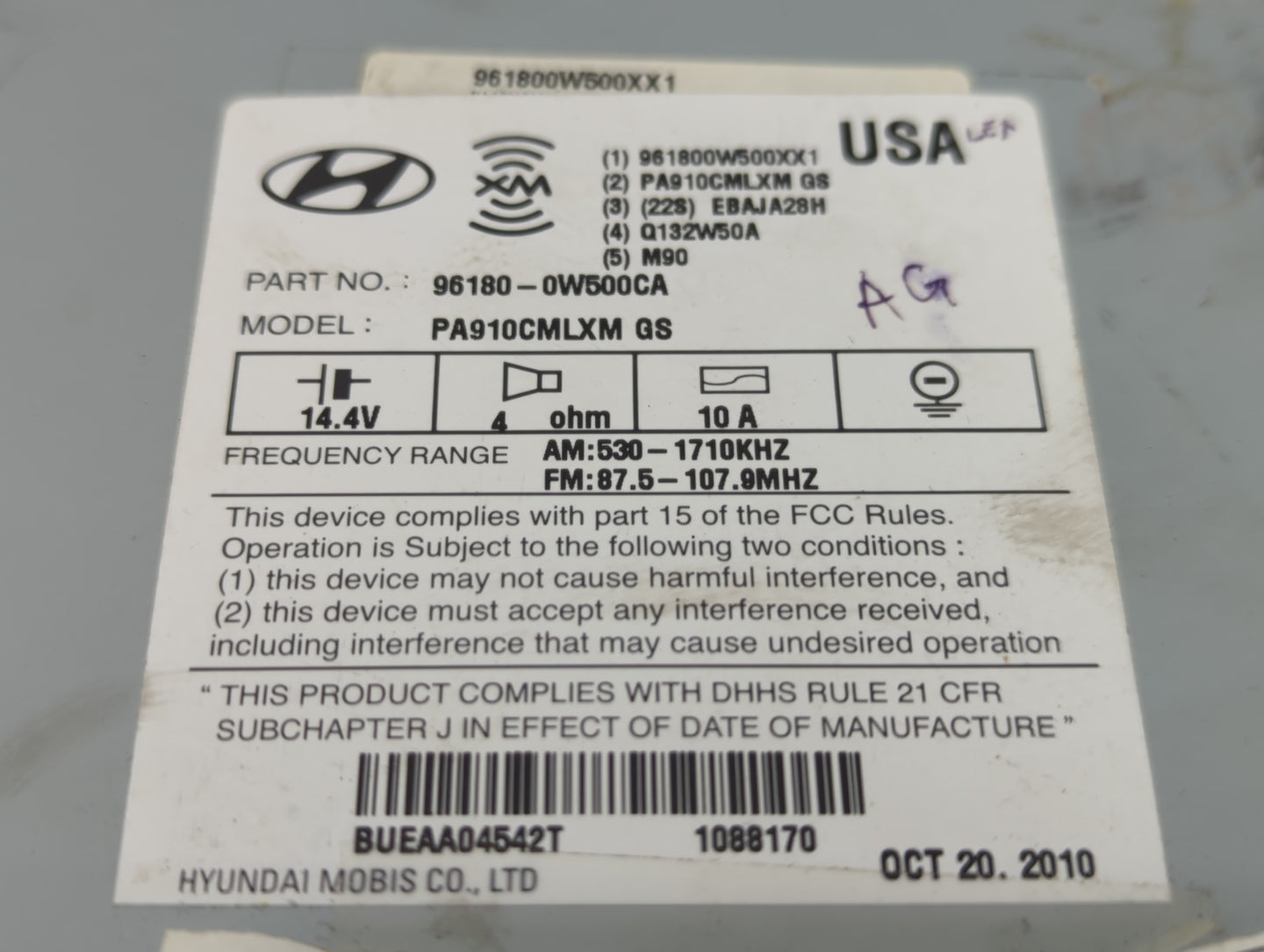 2010-2012 Hyundai Santa Fe Radio AM FM Cd Player Receiver Replacement P/N:96180-0W500CA Fits Fits 2010 2011 2012 OEM Used Au