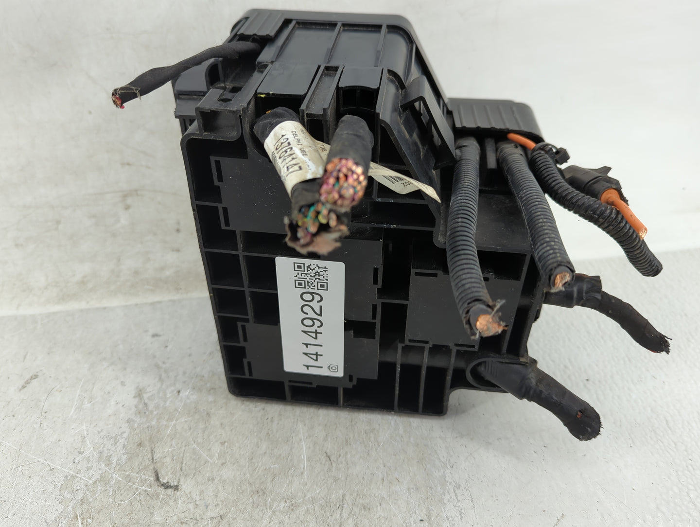 2010-2012 Hyundai Santa Fe Fusebox Fuse Box Panel Relay Module Fits Fits 2010 2011 2012 OEM Used Auto Parts - Oemusedautopar
