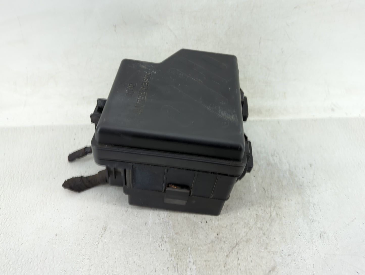 2010-2012 Hyundai Santa Fe Fusebox Fuse Box Panel Relay Module Fits Fits 2010 2011 2012 OEM Used Auto Parts - Oemusedautopar