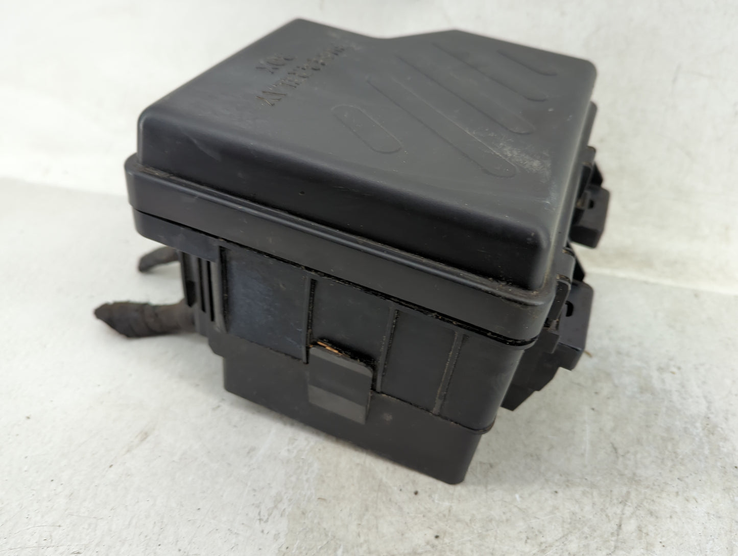2010-2012 Hyundai Santa Fe Fusebox Fuse Box Panel Relay Module Fits Fits 2010 2011 2012 OEM Used Auto Parts - Oemusedautopar