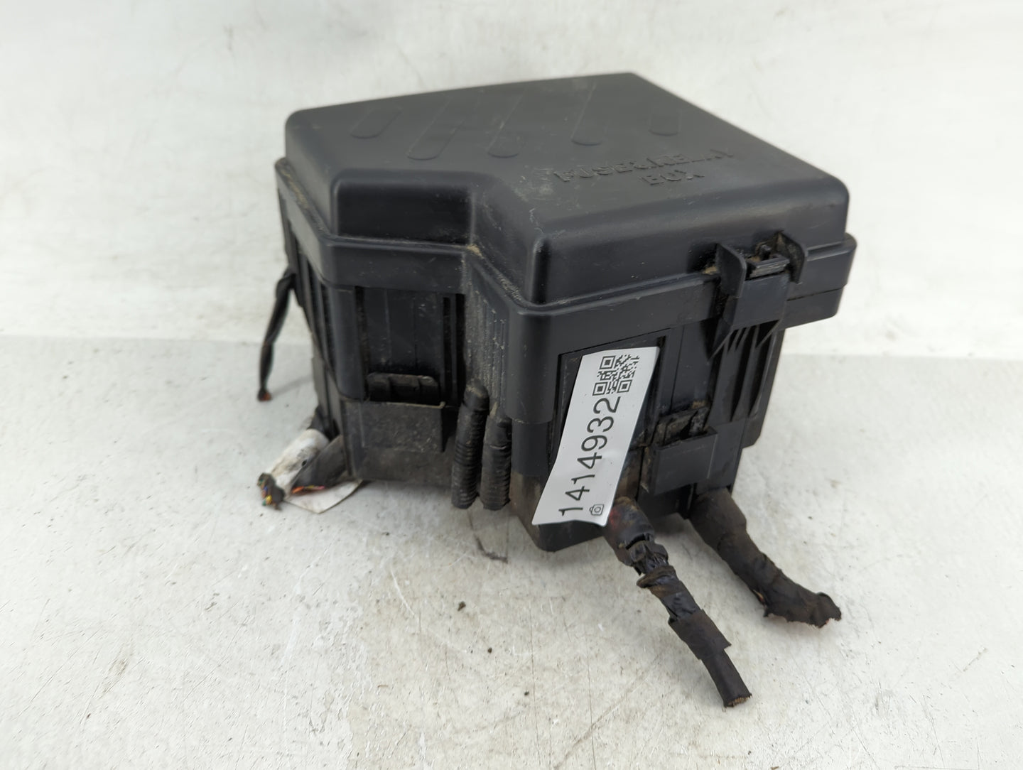 2010-2012 Hyundai Santa Fe Fusebox Fuse Box Panel Relay Module Fits Fits 2010 2011 2012 OEM Used Auto Parts - Oemusedautopar