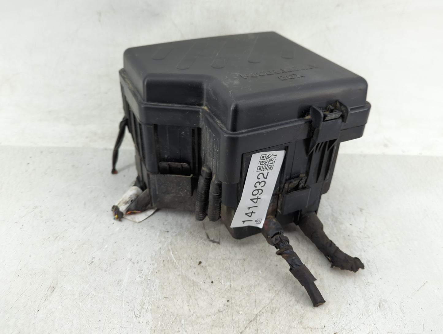 2010-2012 Hyundai Santa Fe Fusebox Fuse Box Panel Relay Module Fits Fits 2010 2011 2012 OEM Used Auto Parts - Oemusedautopar