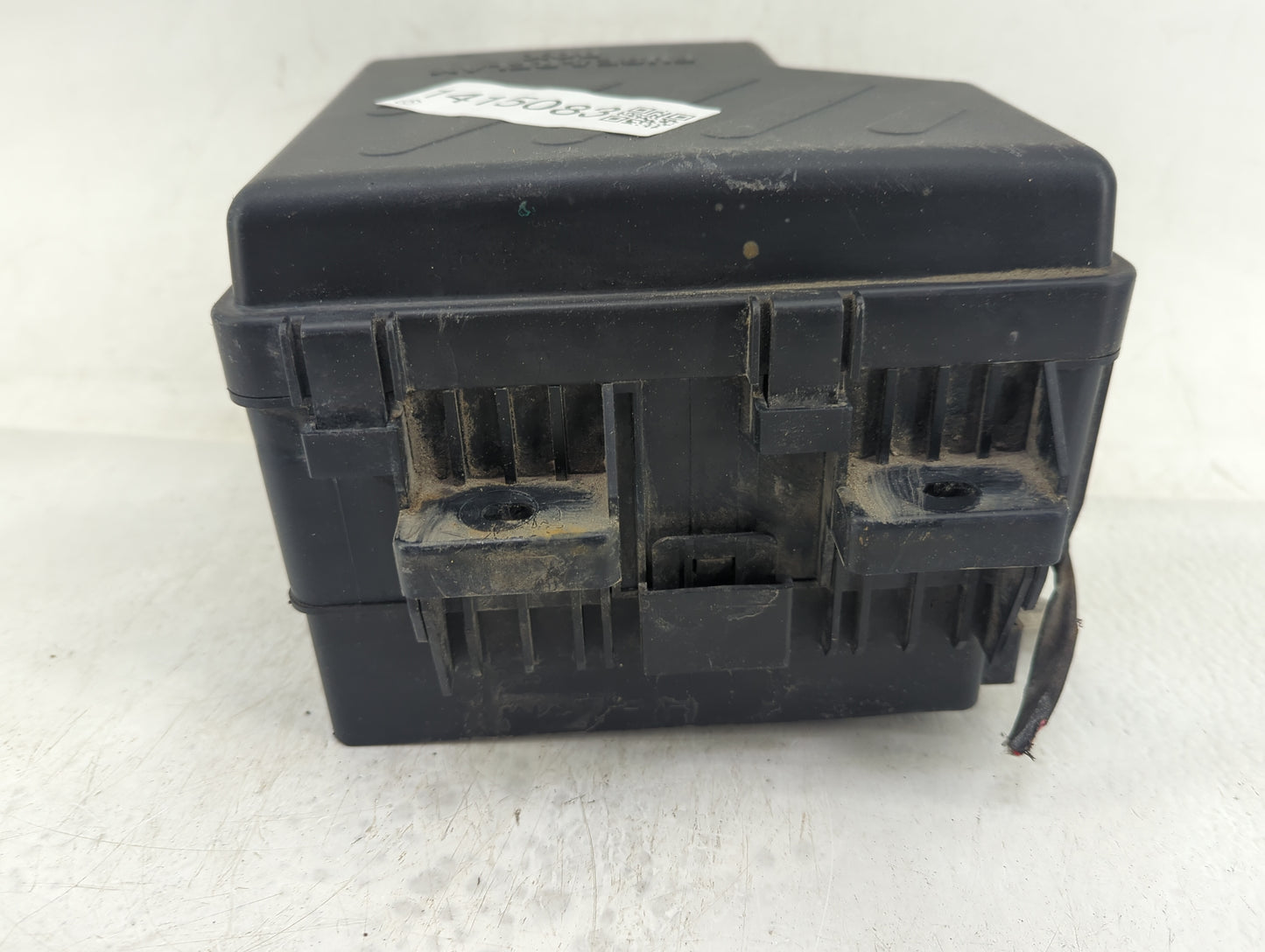 2010-2012 Hyundai Santa Fe Fusebox Fuse Box Panel Relay Module Fits Fits 2010 2011 2012 OEM Used Auto Parts - Oemusedautopar