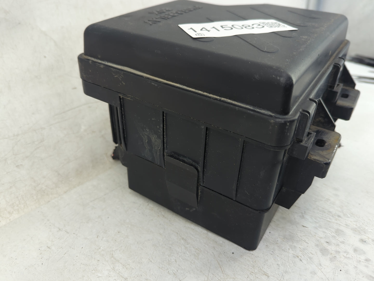 2010-2012 Hyundai Santa Fe Fusebox Fuse Box Panel Relay Module Fits Fits 2010 2011 2012 OEM Used Auto Parts - Oemusedautopar