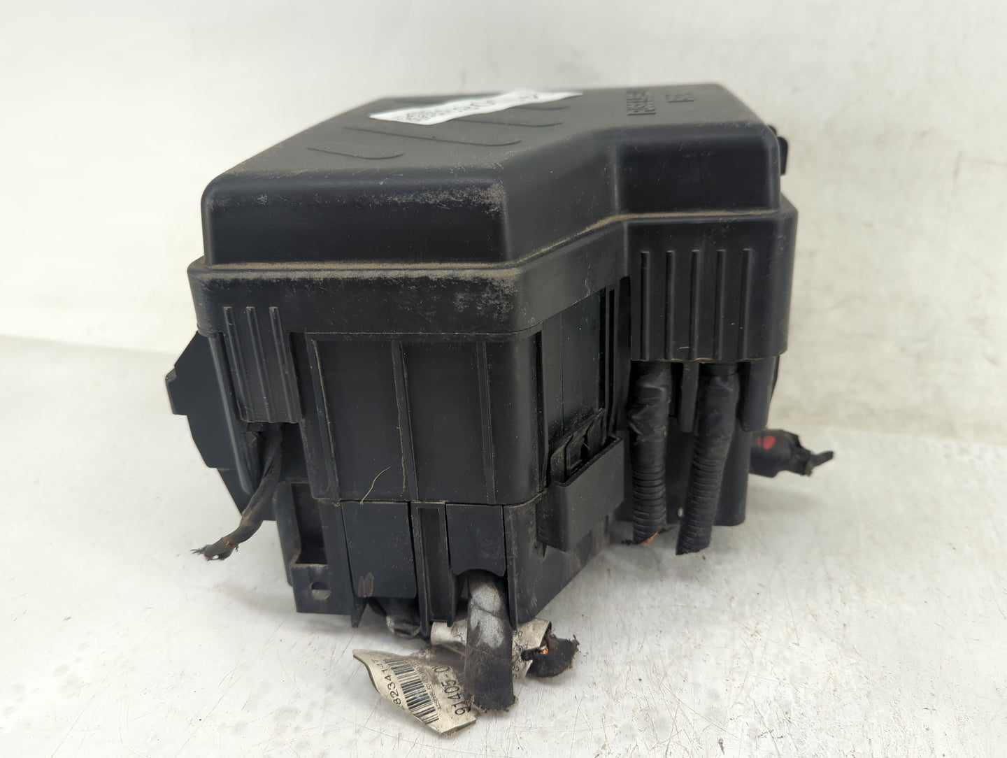 2010-2012 Hyundai Santa Fe Fusebox Fuse Box Panel Relay Module Fits Fits 2010 2011 2012 OEM Used Auto Parts - Oemusedautopar
