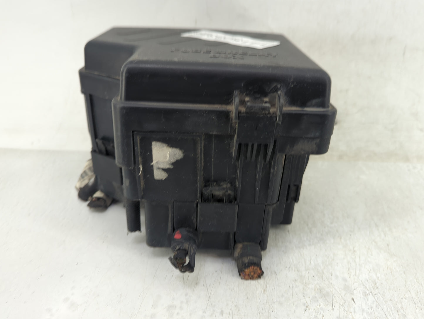 2010-2012 Hyundai Santa Fe Fusebox Fuse Box Panel Relay Module Fits Fits 2010 2011 2012 OEM Used Auto Parts - Oemusedautopar