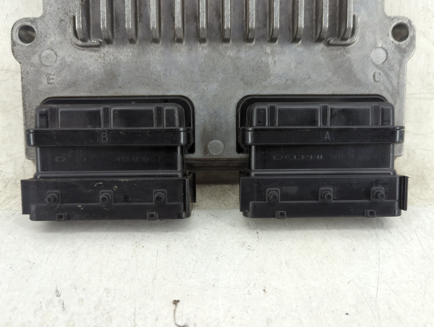 2010-2012 Hyundai Santa Fe PCM Engine Control Computer ECU ECM PCU OEM P/N:39109-3C561 28298091 Fits Fits 2010 2011 2012 OEM