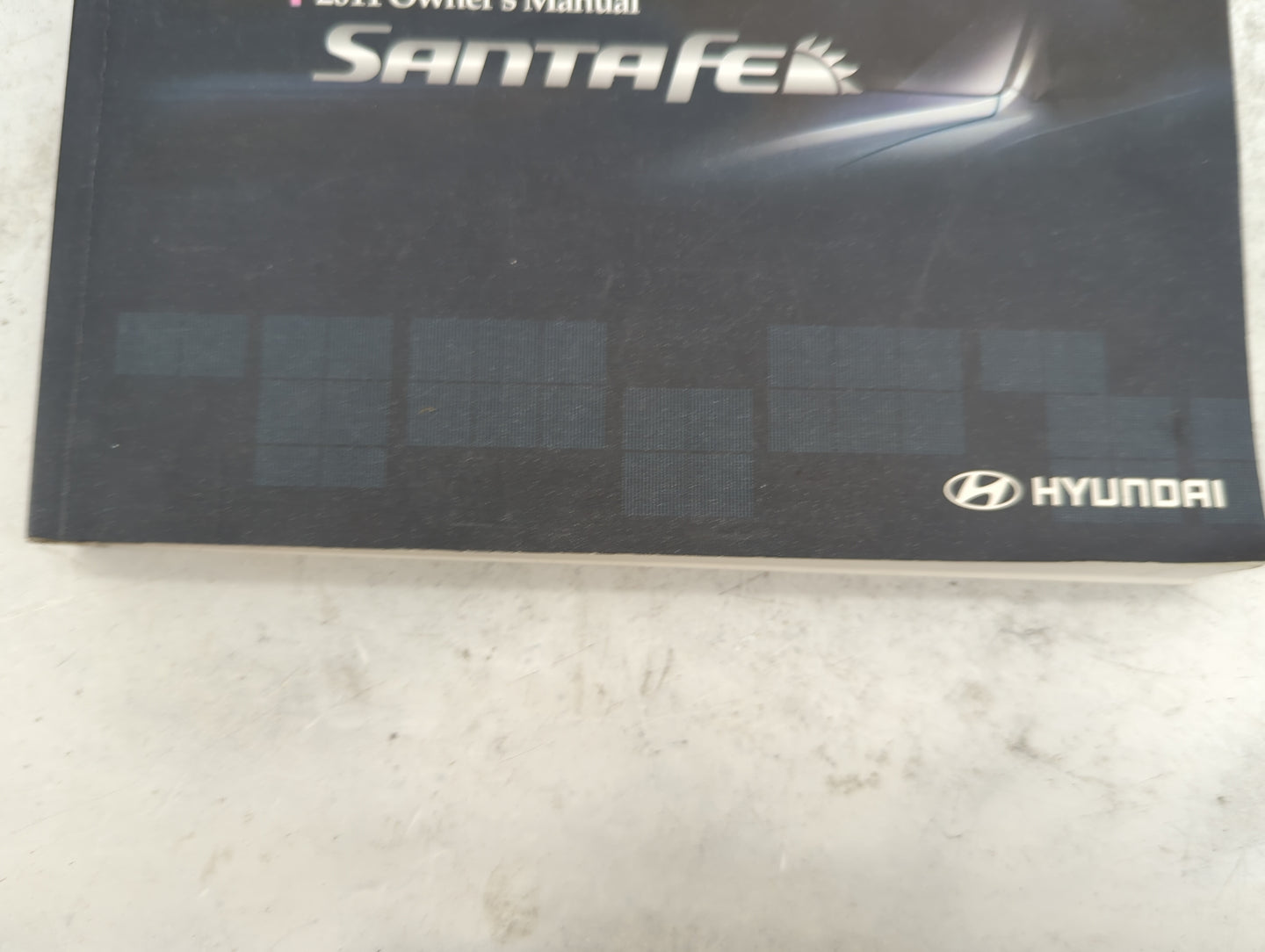 2011 Hyundai Santa Fe Owners Manual Book Guide P/N:A2B0-EU0NB OEM Used Auto Parts - Oemusedautoparts1.com