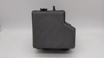 compare product 2010-2012 Hyundai Santa Fe Fusebox Fuse Box Panel Relay Module P/N:91115-2B050 91950-2B710 Fits Fits 2010 2011 2012 OEM Used Auto Parts