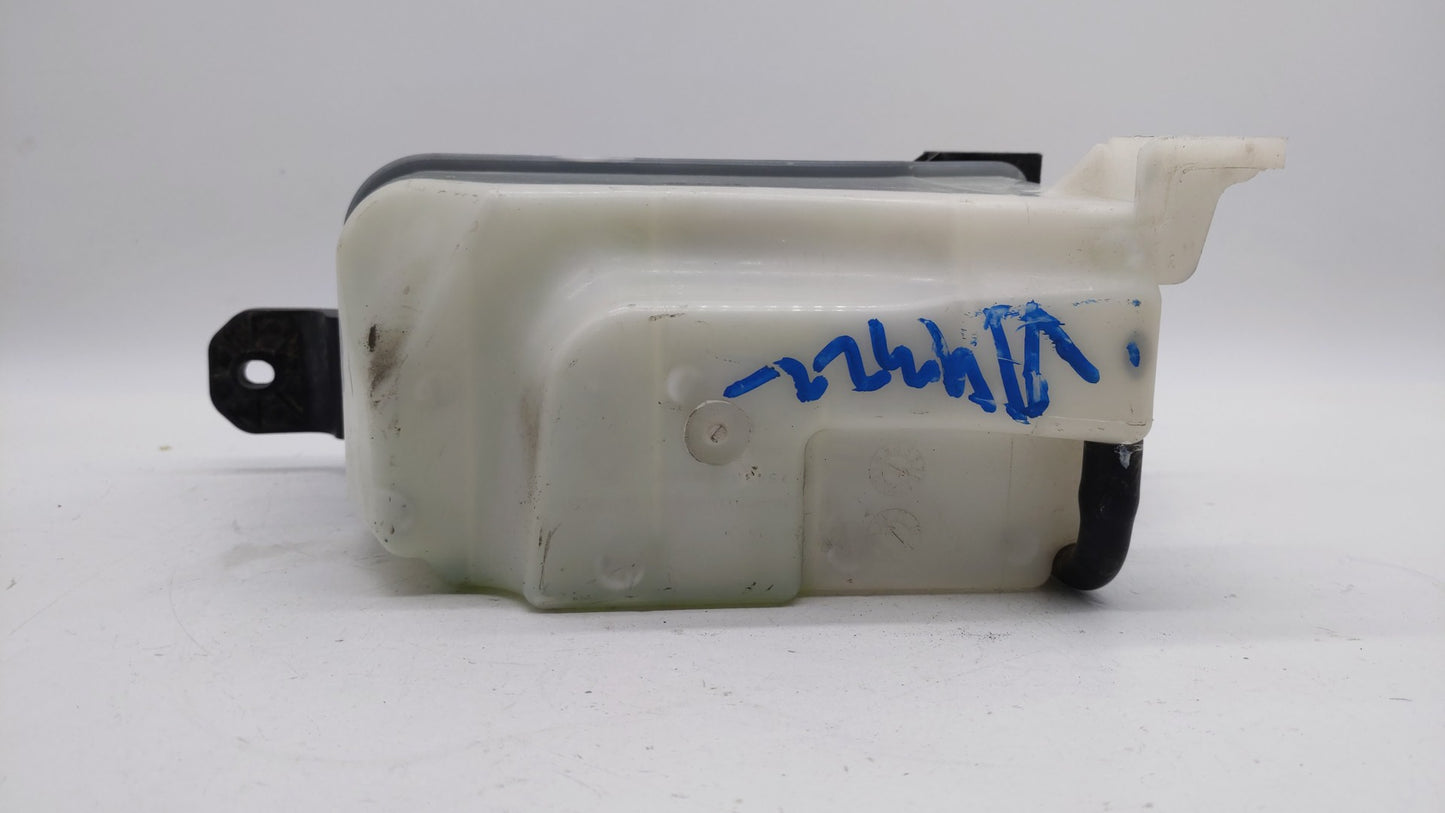 2010 Hyundai Santa Fe Radiator Coolant Overflow Expansion Tank Bottle - Oemusedautoparts1.com