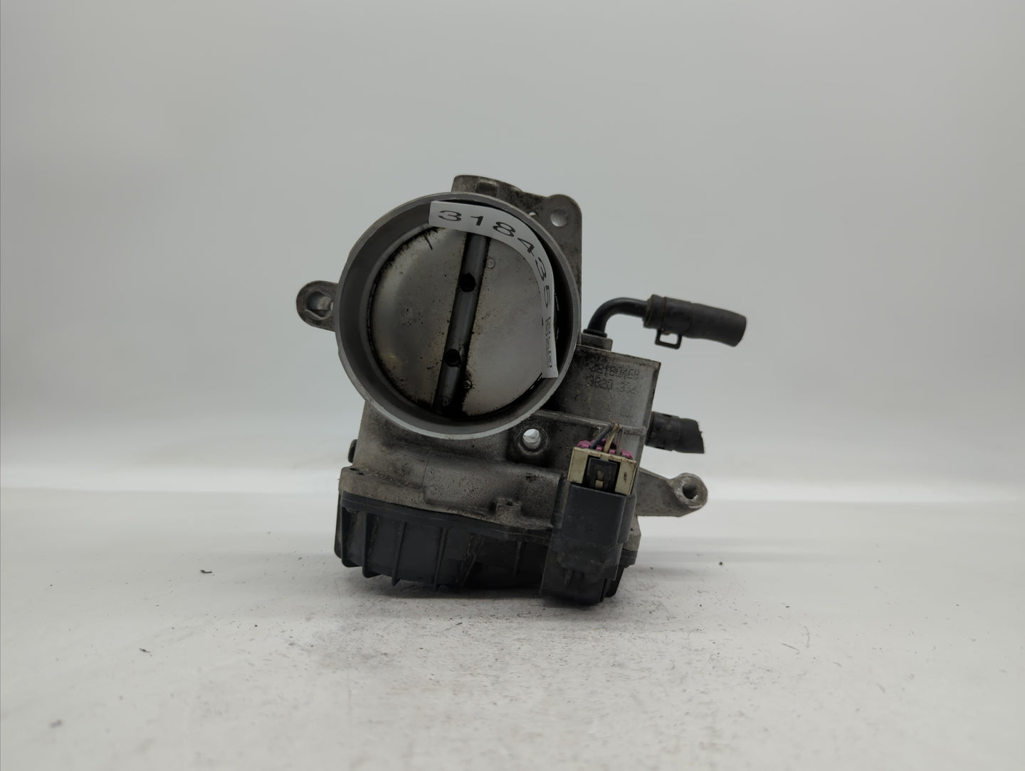 2010-2012 Hyundai Santa Fe Throttle Body P/N:28099075 35100-3C700 Fits Fits 2010 2011 2012 2013 2014 OEM Used Auto Parts - O
