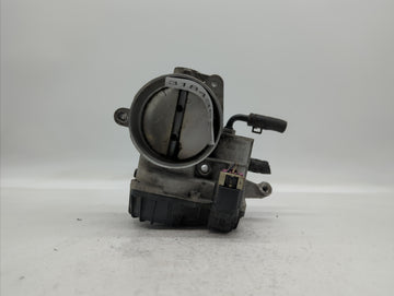2010-2012 Hyundai Santa Fe Throttle Body P/N:28099075 35100-3C700 Fits Fits 2010 2011 2012 2013 2014 OEM Used Auto Parts - O