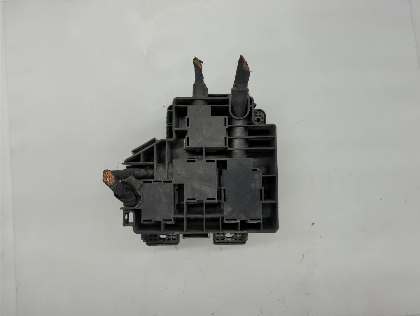 2010-2012 Hyundai Santa Fe Fusebox Fuse Box Panel Relay Module P/N:91115-2B050 91950-2B710 Fits Fits 2010 2011 2012 OEM Used