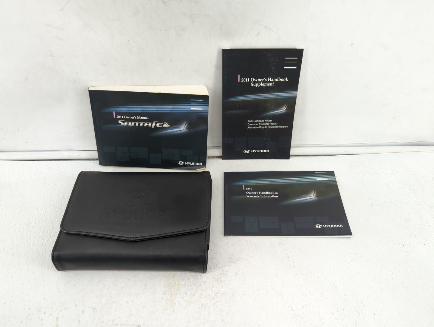 2011 Hyundai Santa Fe Owners Manual Book Guide OEM Used Auto Parts - Oemusedautoparts1.com