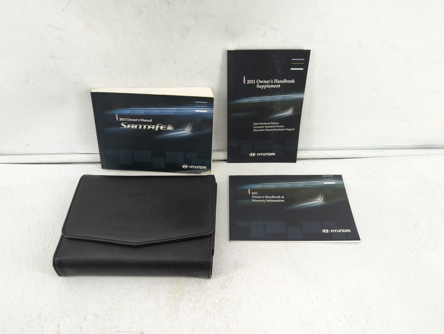 2011 Hyundai Santa Fe Owners Manual Book Guide OEM Used Auto Parts - Oemusedautoparts1.com