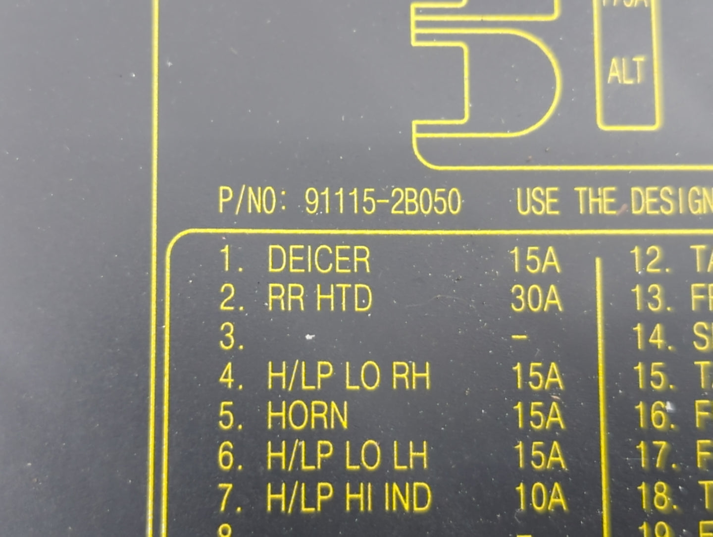 2010-2012 Hyundai Santa Fe Fusebox Fuse Box Panel Relay Module P/N:91406-0W110 91115-2B050, 91950-2B710 Fits Fits 2010 2011 