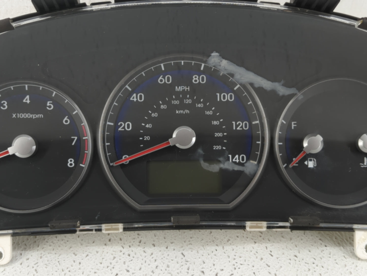 2010-2012 Hyundai Santa Fe Instrument Cluster Speedometer Gauges P/N:94011-0W030CA 94011-0W031 Fits Fits 2010 2011 2012 OEM 