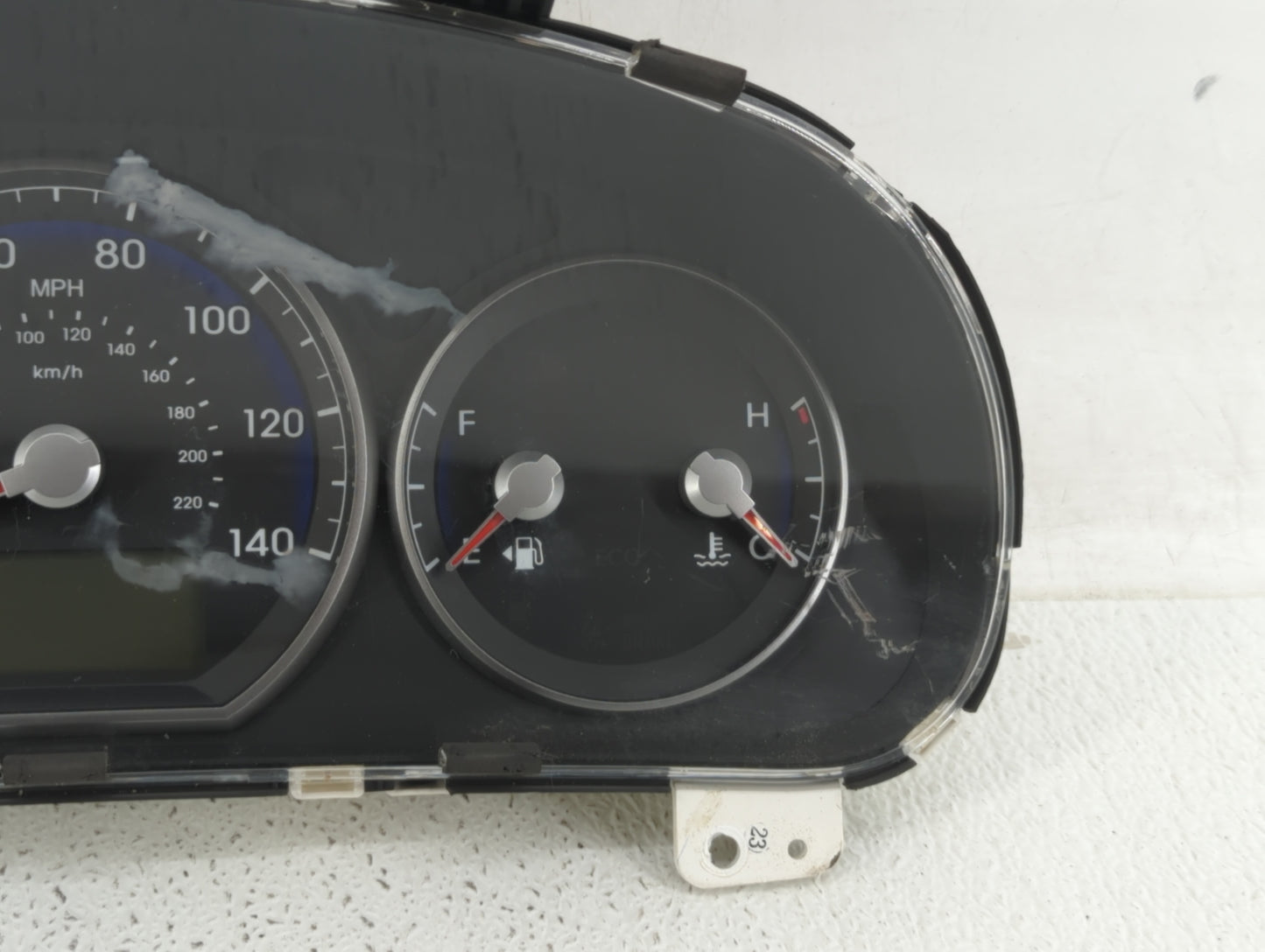 2010-2012 Hyundai Santa Fe Instrument Cluster Speedometer Gauges P/N:94011-0W030CA 94011-0W031 Fits Fits 2010 2011 2012 OEM 