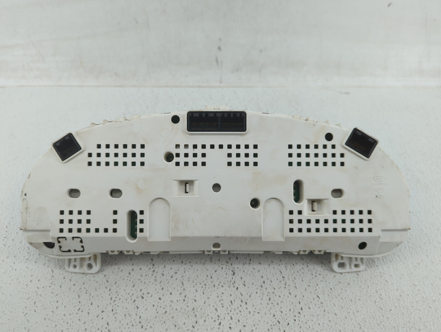 2010-2012 Hyundai Santa Fe Instrument Cluster Speedometer Gauges P/N:94011-0W030CA 94011-0W031 Fits Fits 2010 2011 2012 OEM 