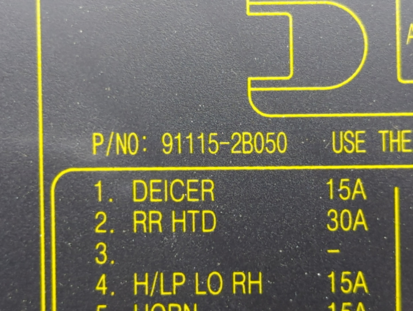 2010-2012 Hyundai Santa Fe Fusebox Fuse Box Panel Relay Module P/N:91406-0W110 91115-2B050, 91950-2B710 Fits Fits 2010 2011 