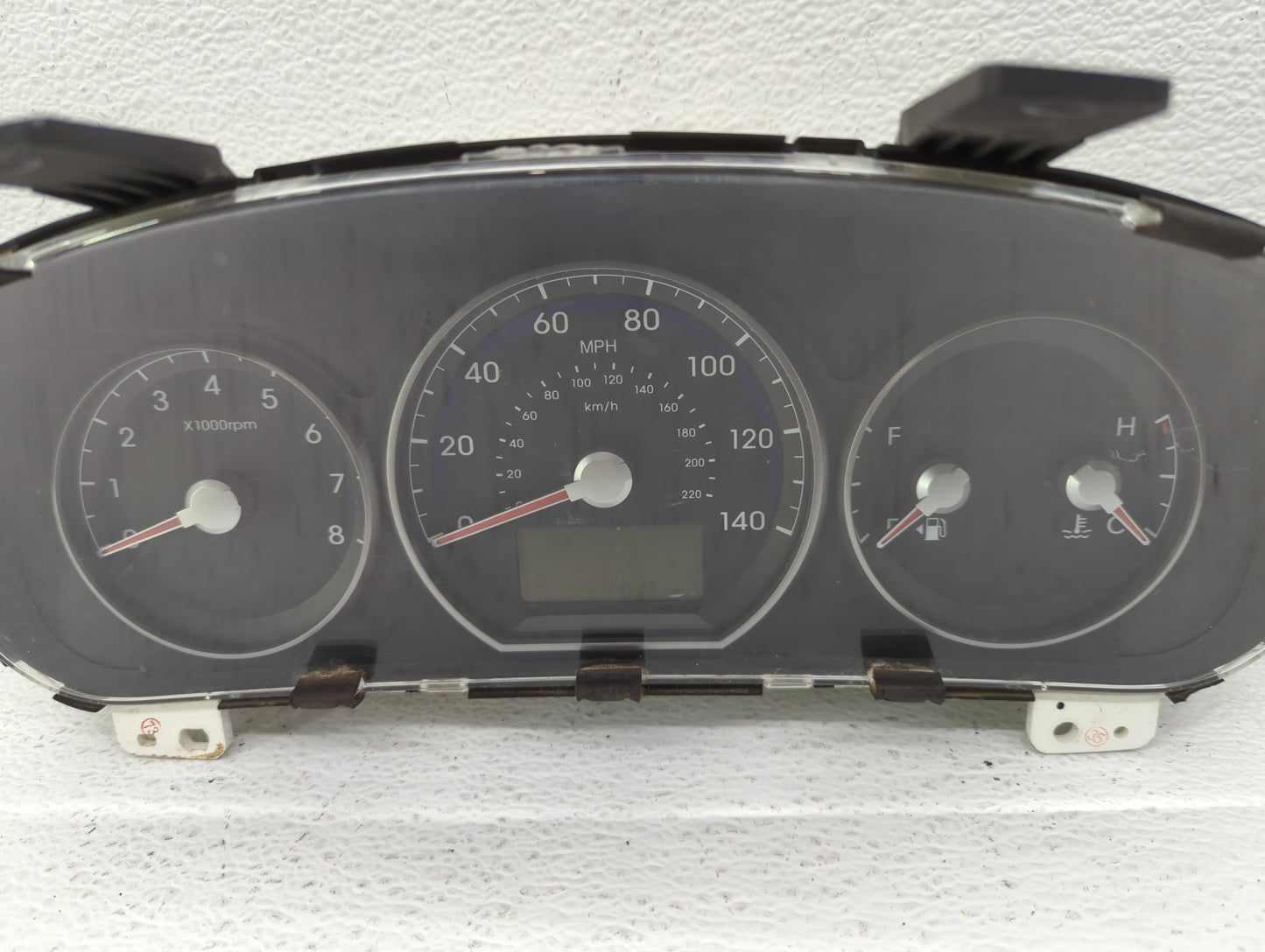 2010-2012 Hyundai Santa Fe Instrument Cluster Speedometer Gauges P/N:94011-0W030CA, 94011-0W031 Fits Fits 2010 2011 2012 OEM
