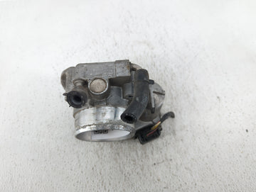 2010-2012 Hyundai Santa Fe Throttle Body P/N:35100-25400 Fits Fits 2006 2007 2008 2009 2010 2011 2012 2013 OEM Used Auto Parts