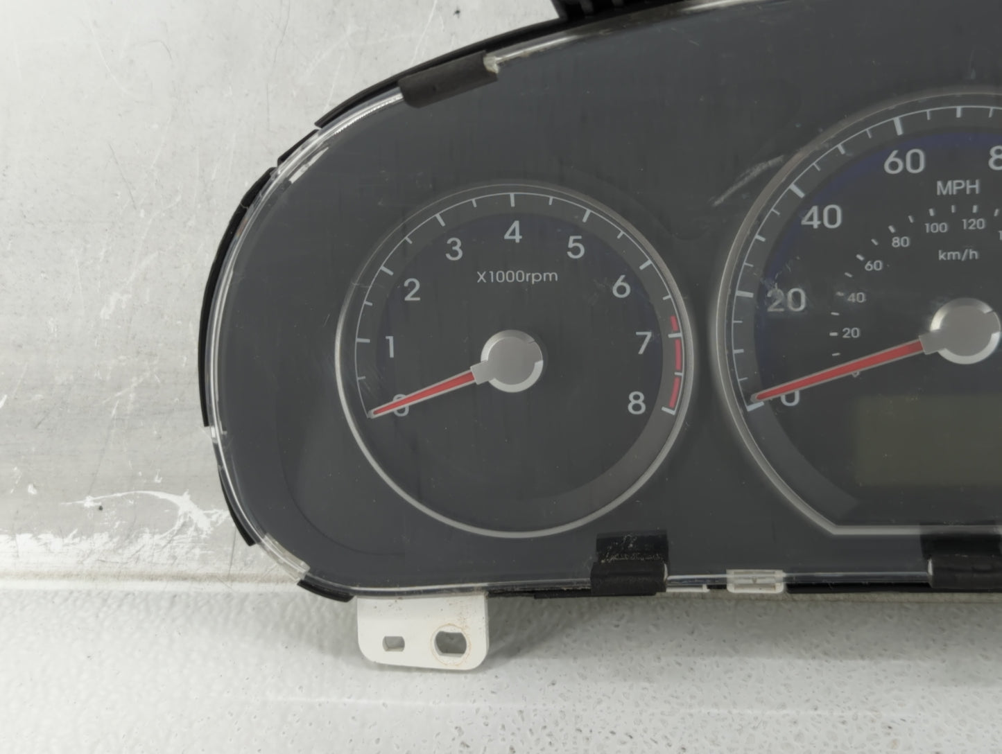 2010-2012 Hyundai Santa Fe Instrument Cluster Speedometer Gauges P/N:94011-0W130CA Fits Fits 2010 2011 2012 OEM Used Auto Pa