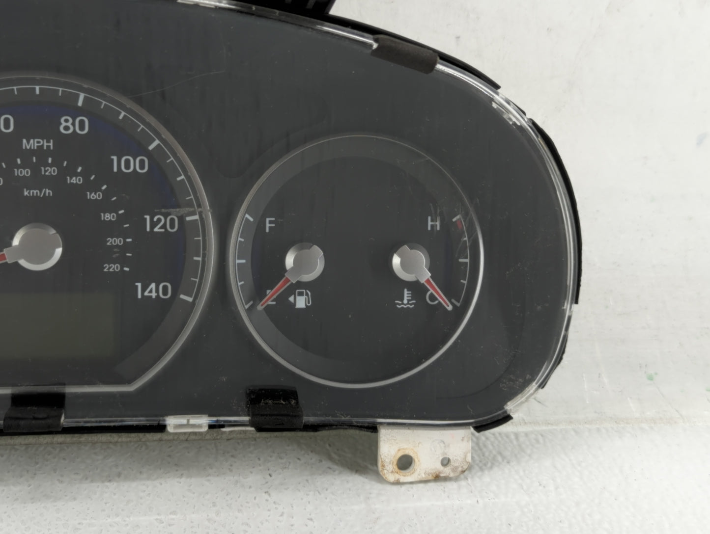 2010-2012 Hyundai Santa Fe Instrument Cluster Speedometer Gauges P/N:94011-0W130CA Fits Fits 2010 2011 2012 OEM Used Auto Pa