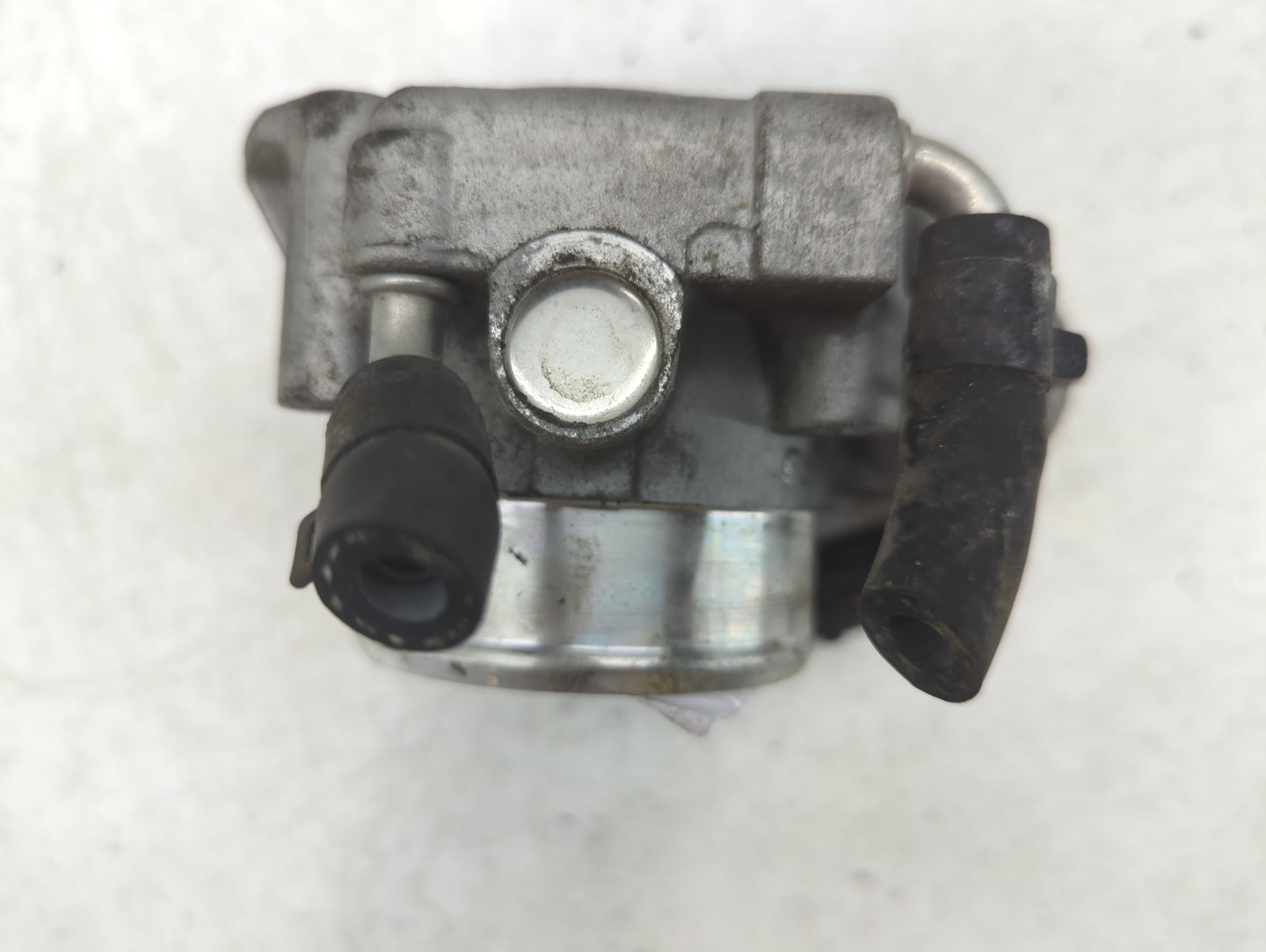 2010-2012 Hyundai Santa Fe Throttle Body P/N:9 590 930 001 35100-25400 Fits Fits 2006 2007 2008 2009 2010 2011 2012 2013 OEM
