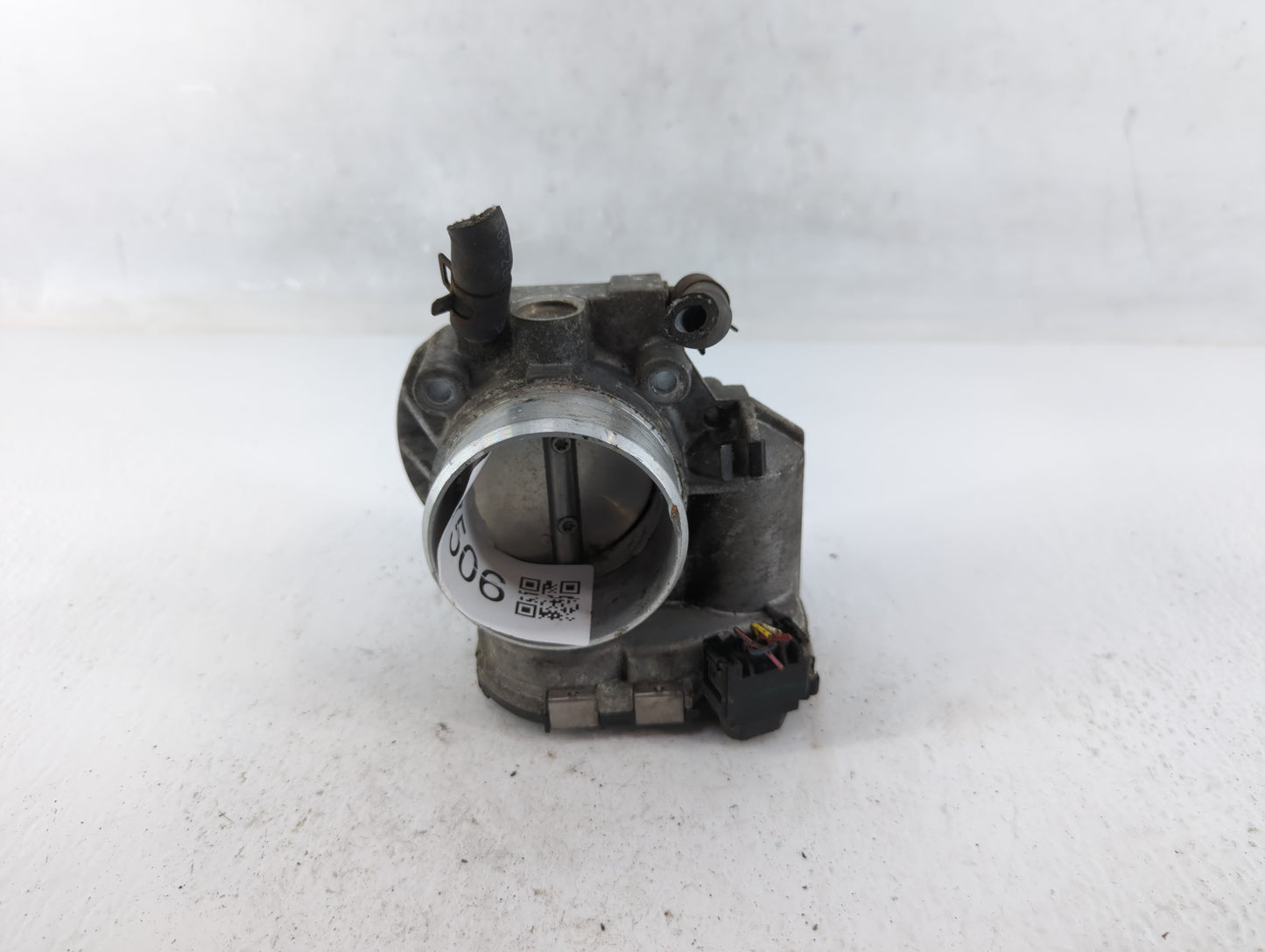 2010-2012 Hyundai Santa Fe Throttle Body P/N:9 590 930 001 35100-25400 Fits Fits 2010 2011 2012 2013 2014 OEM Used Auto Part