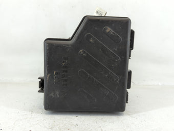 compare product 2010-2012 Hyundai Santa Fe Fusebox Fuse Box Panel Relay Module P/N:Z73084147 1405-0W110 Fits Fits 2010 2011 2012 OEM Used Auto Parts