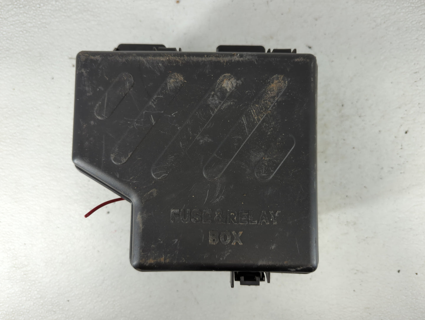 2010-2012 Hyundai Santa Fe Fusebox Fuse Box Panel Relay Module P/N:91115-2B050 Fits Fits 2010 2011 2012 OEM Used Auto Parts 