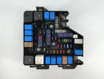 2010-2012 Hyundai Santa Fe Fusebox Fuse Box Panel Relay Module P/N:91115-2B050 Fits Fits 2010 2011 2012 OEM Used Auto Parts