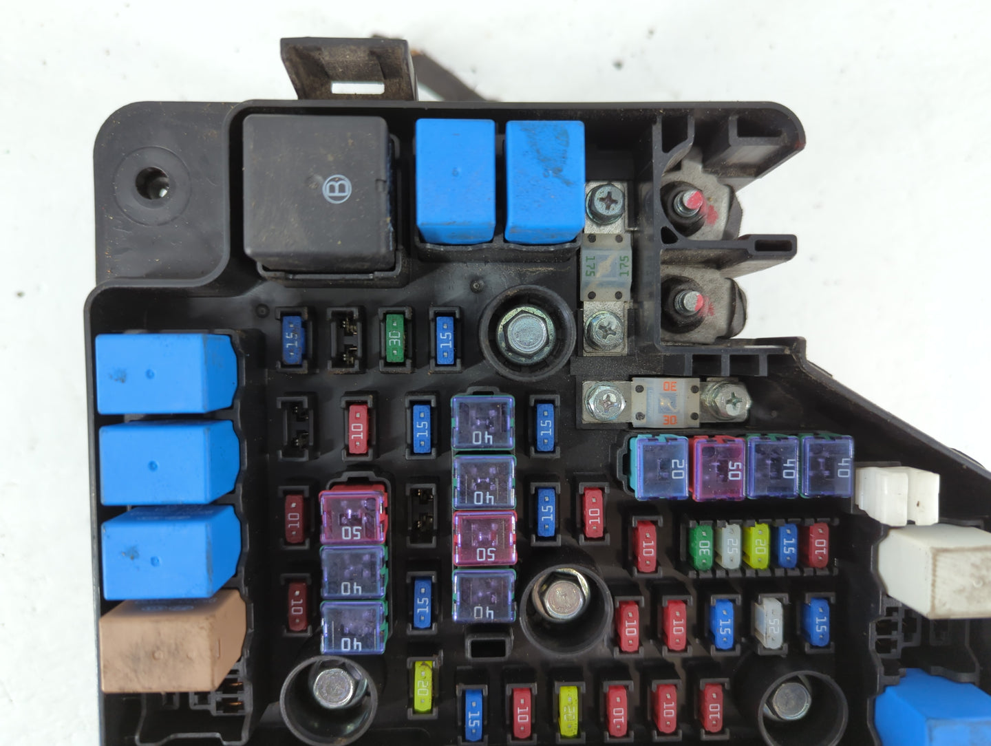 2010-2012 Hyundai Santa Fe Fusebox Fuse Box Panel Relay Module P/N:91115-2B050 Fits Fits 2010 2011 2012 OEM Used Auto Parts 