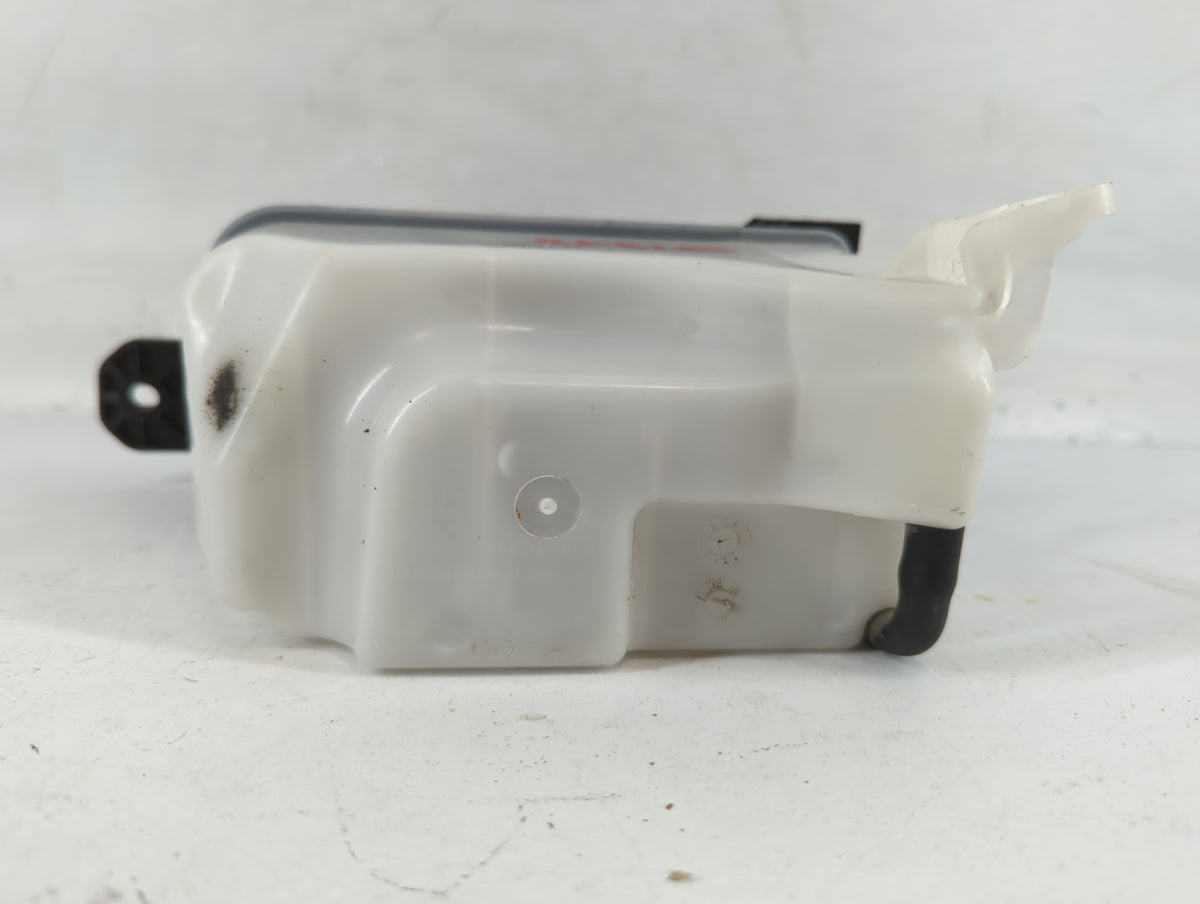 2010 Hyundai Santa Fe Radiator Coolant Overflow Expansion Tank Bottle - Oemusedautoparts1.com