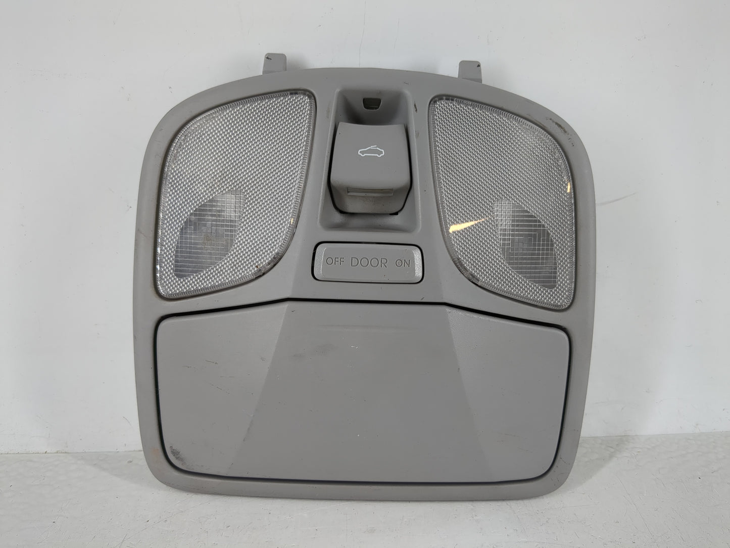 2011-2013 Hyundai Sonata Overhead Roof Console Interior Dome Light - Oemusedautoparts1.com