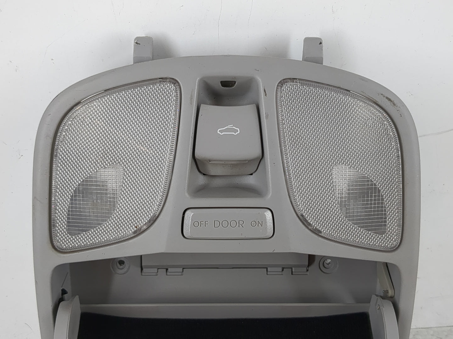 2011-2013 Hyundai Sonata Overhead Roof Console Interior Dome Light - Oemusedautoparts1.com