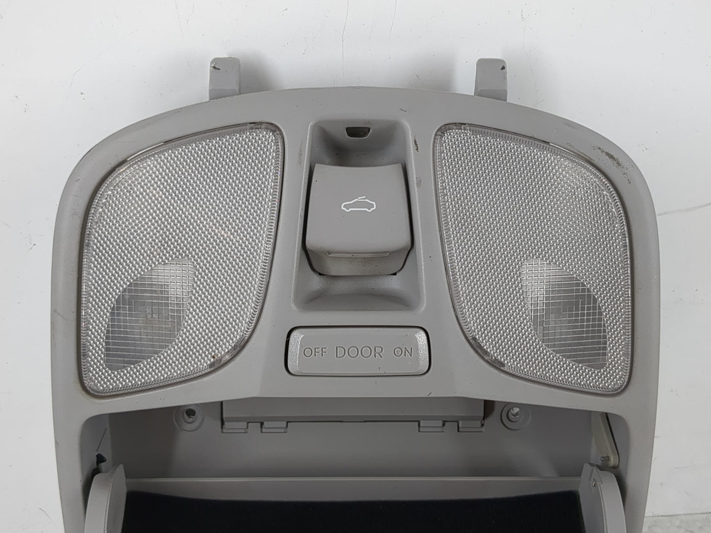 2011-2013 Hyundai Sonata Overhead Roof Console Interior Dome Light - Oemusedautoparts1.com
