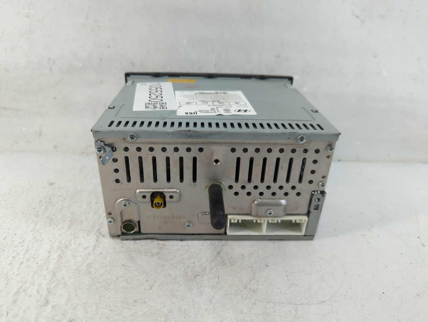 2011 Hyundai Sonata Radio AM FM Cd Player Receiver Replacement P/N:96180-3Q000 Fits OEM Used Auto Parts - Oemusedautoparts1.
