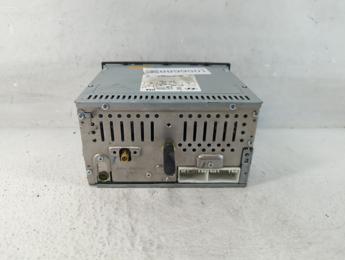 2011 Hyundai Sonata Radio AM FM Cd Player Receiver Replacement P/N:96180-3Q000 Fits OEM Used Auto Parts - Oemusedautoparts1.