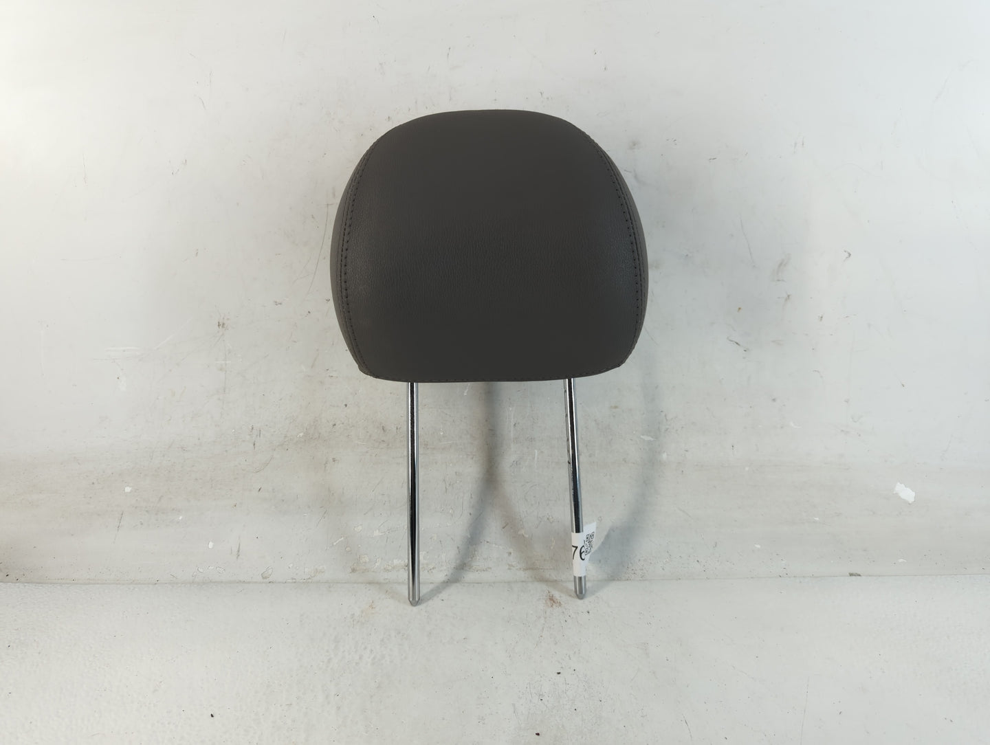 2011 Hyundai Sonata Headrest Head Rest Front Driver Passenger Seat Fits OEM Used Auto Parts - Oemusedautoparts1.com