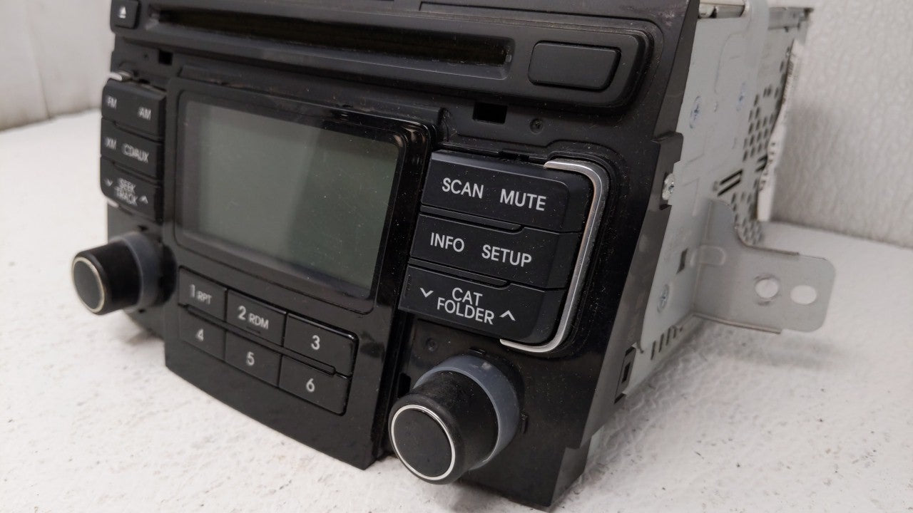 2011-2011 Hyundai Sonata Am Fm Cd Player Radio Receiver - Oemusedautoparts1.com